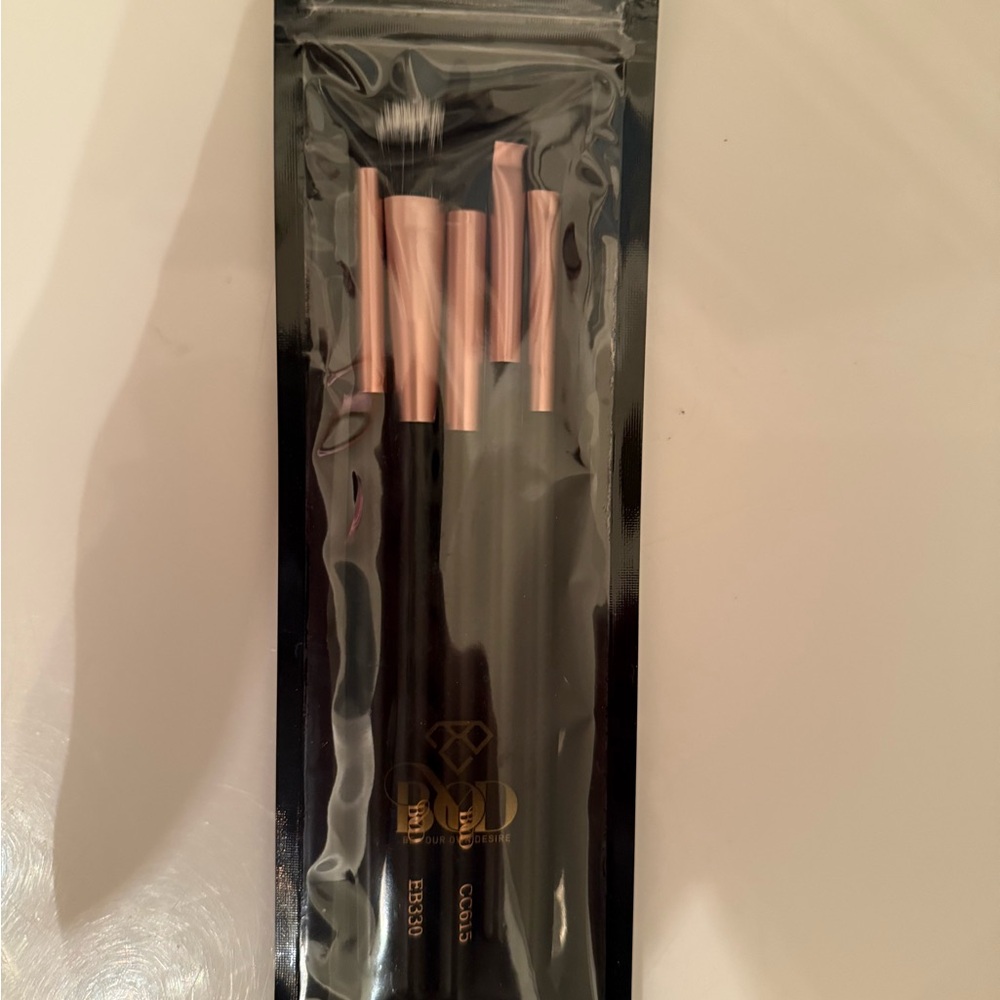 Black and Rose Gold Makeup Brush Set